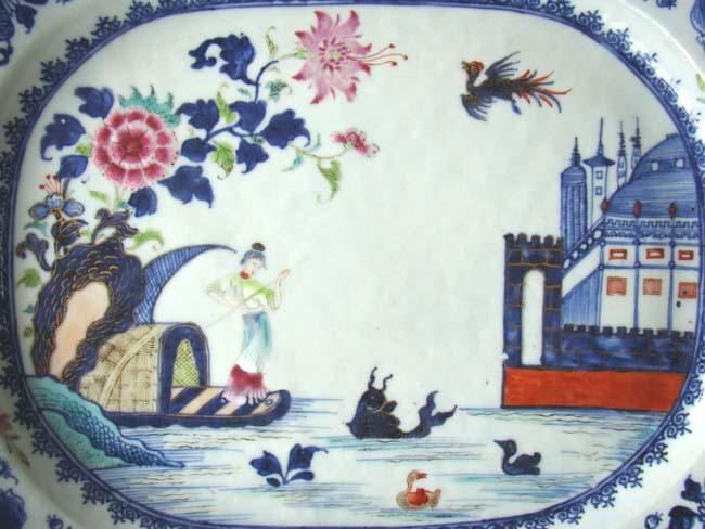A MAGNIFICENT and RARE Chinese export porcelain platter from the Chien Lung Dynasty circa 1760 — image 2